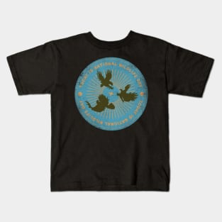 Today is National Wildlife Day Badge Kids T-Shirt